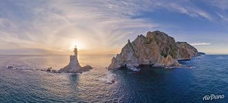 Halo around the Aniva lighthouse