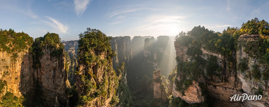 Zhangjiajie National Forest Park (Avatar Mountain), China Zhangjiajie National Forest Park (Avatar Mountain), China