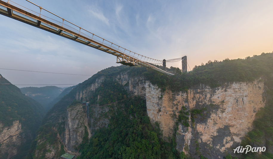 Zhangjiajie Glass Bridge, China Zhangjiajie Glass Bridge, China