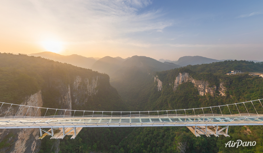 Zhangjiajie Glass Bridge, China Zhangjiajie Glass Bridge, China